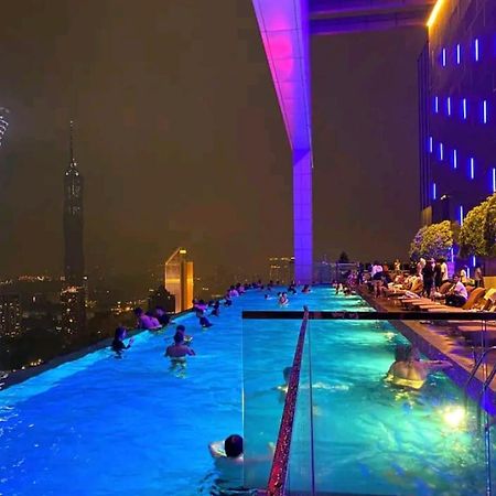 The Platinum Klcc By Castle Appartamento Kuala Lumpur Esterno foto