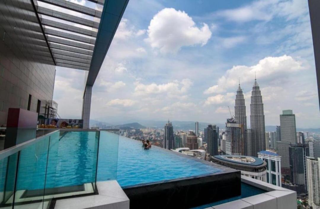 The Platinum Klcc By Castle Appartamento Kuala Lumpur Esterno foto