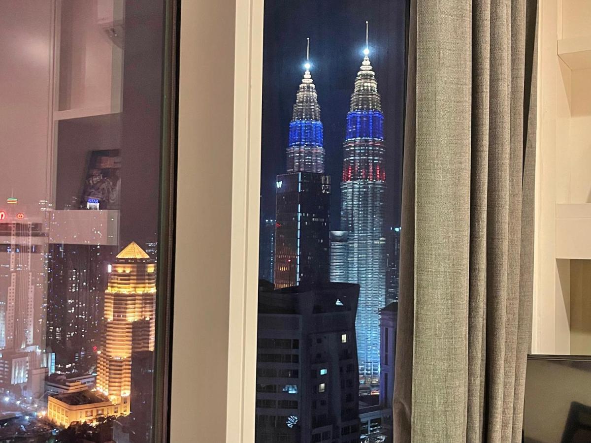 The Platinum Klcc By Castle Appartamento Kuala Lumpur Esterno foto