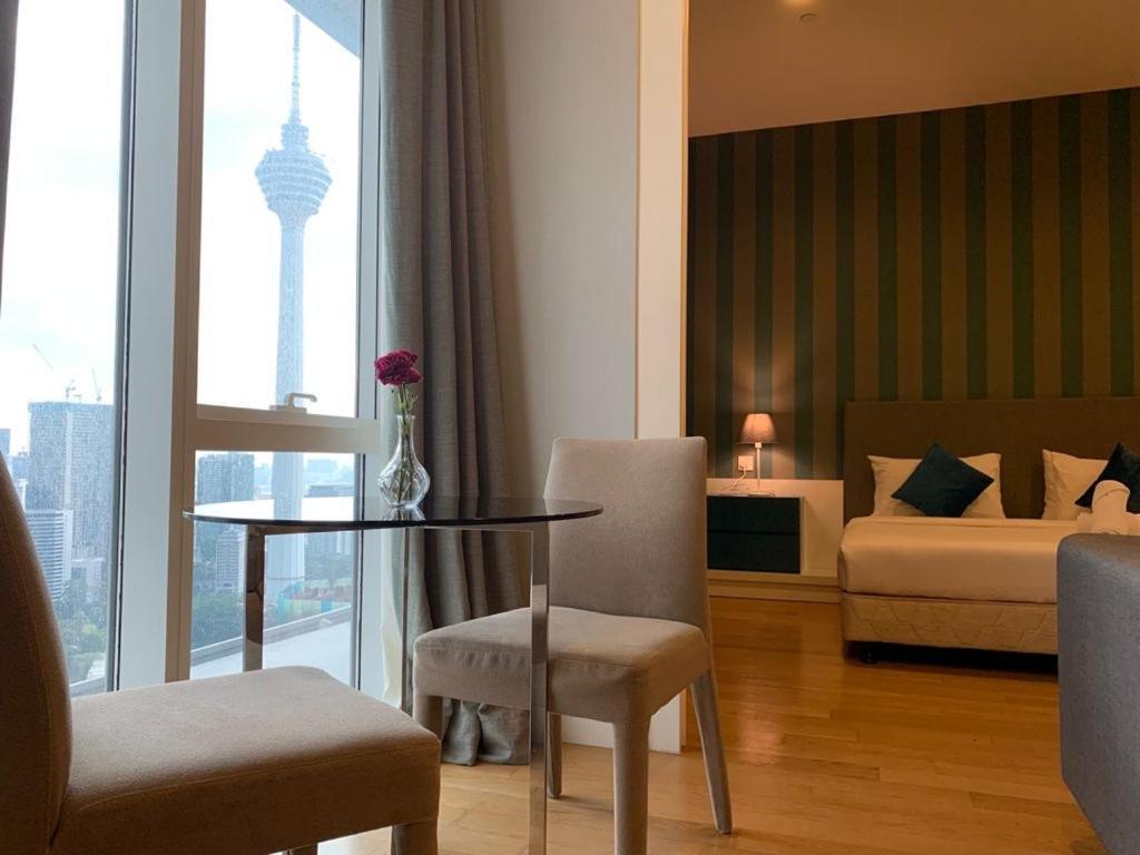 The Platinum Klcc By Castle Appartamento Kuala Lumpur Esterno foto