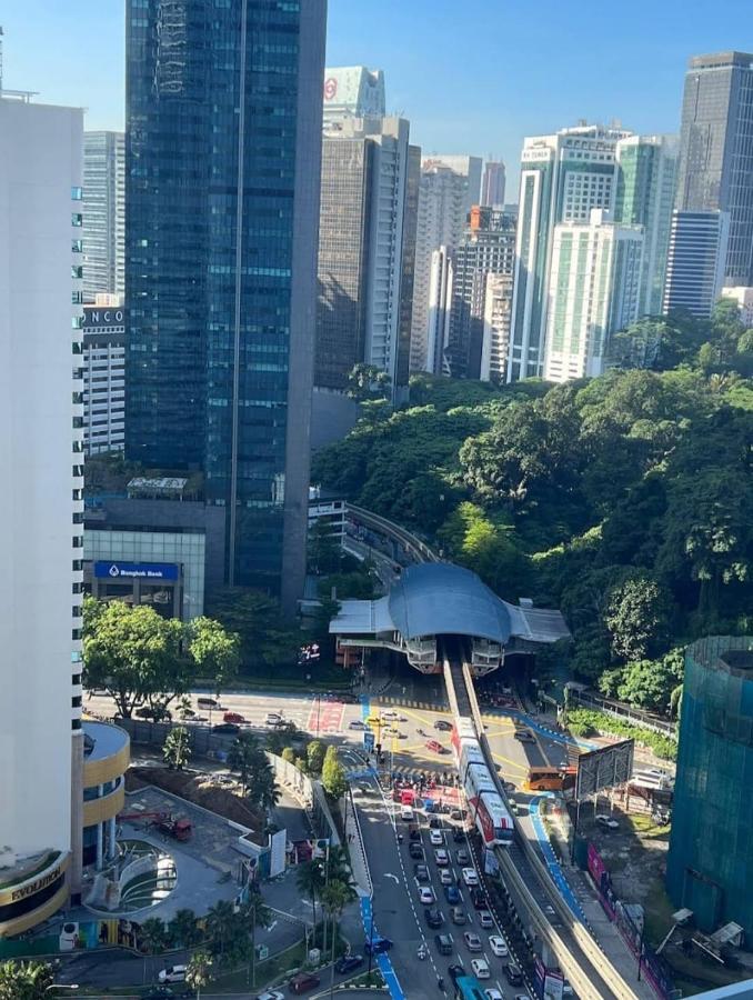 The Platinum Klcc By Castle Appartamento Kuala Lumpur Esterno foto